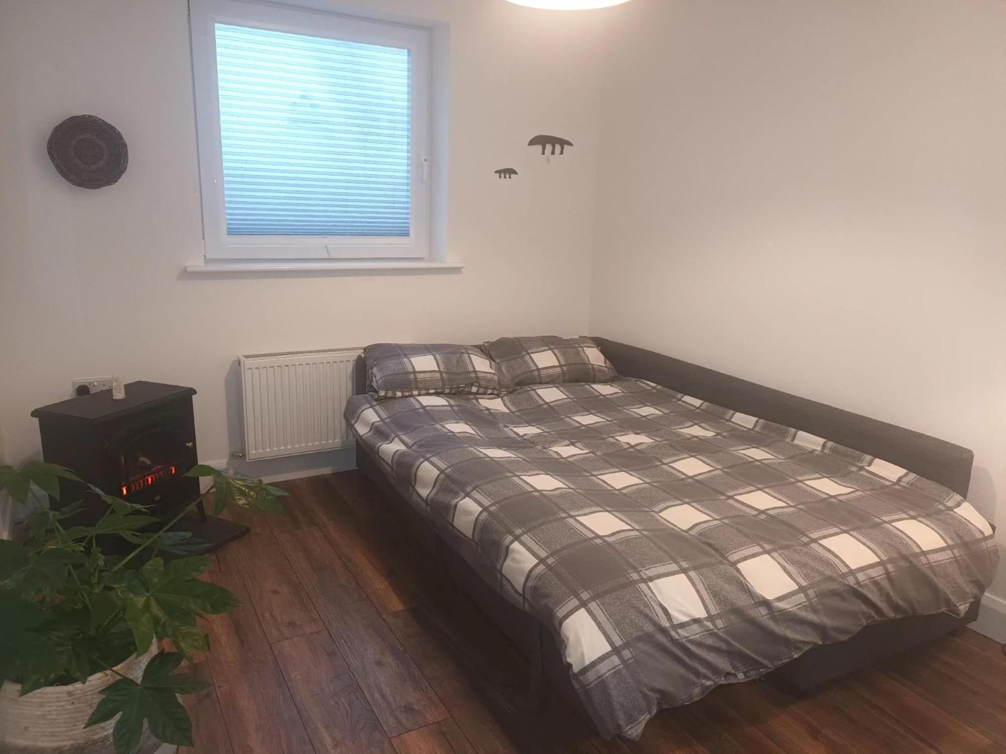 Connemara Lake View Apartment Camus Eighter Екстериор снимка